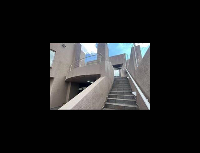 7 BEDROOM PROPERTY TO RENT IN RIDGEWAY